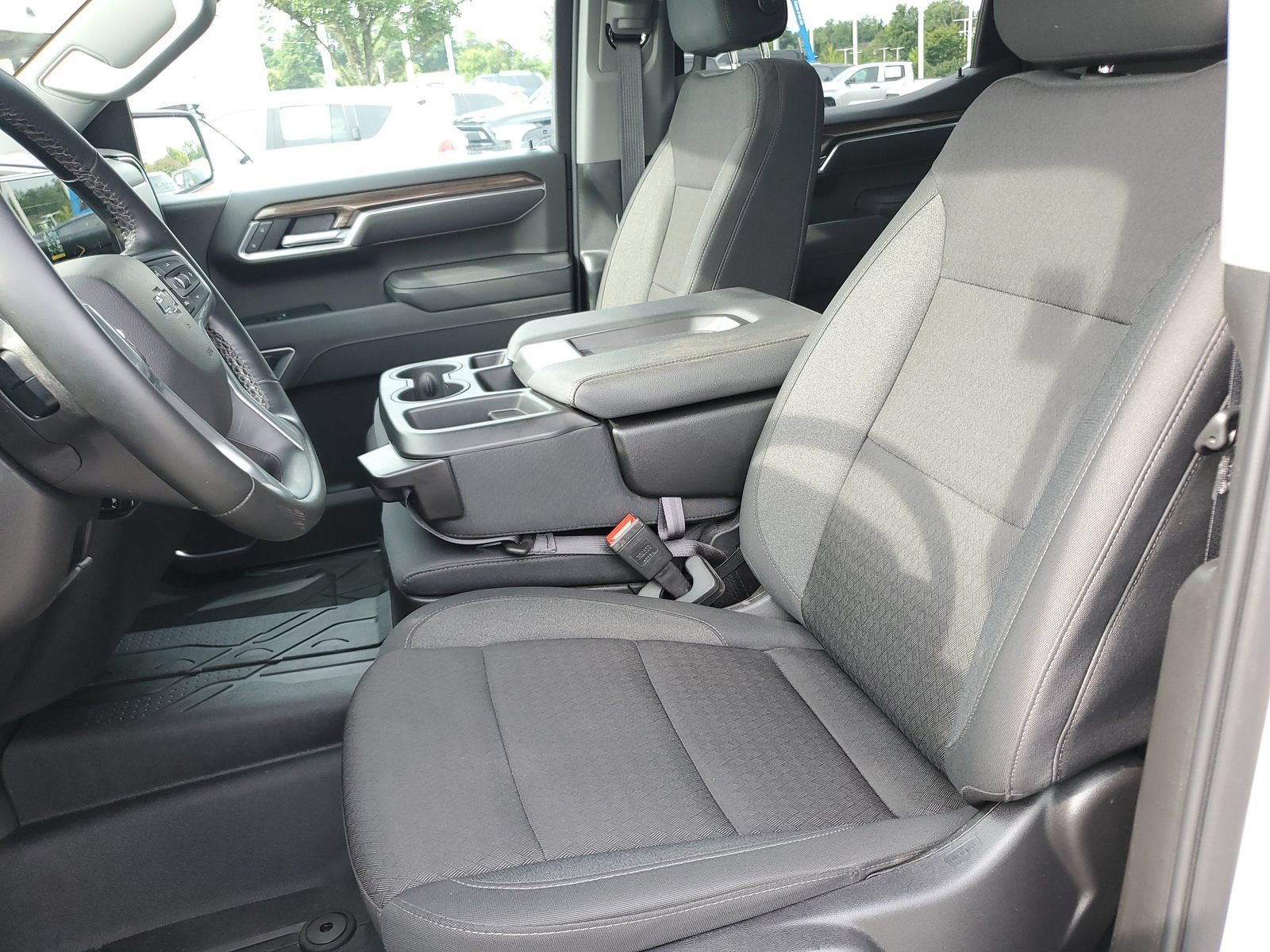 Used 2026 Chevrolet Silverado 1500 RST w/ RST Select Package AWD/4WD image 17