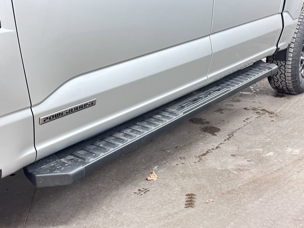 New 2025 Ford F150 XLT w/ Equipment Group 302A MID image 18