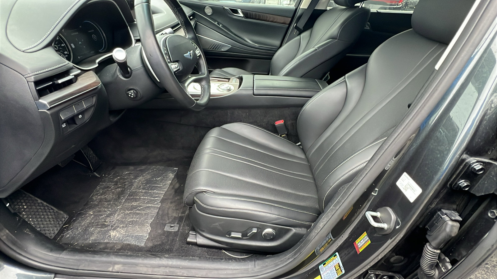 Used 2022 Genesis G80 2.5T w/ Advanced Package image 16