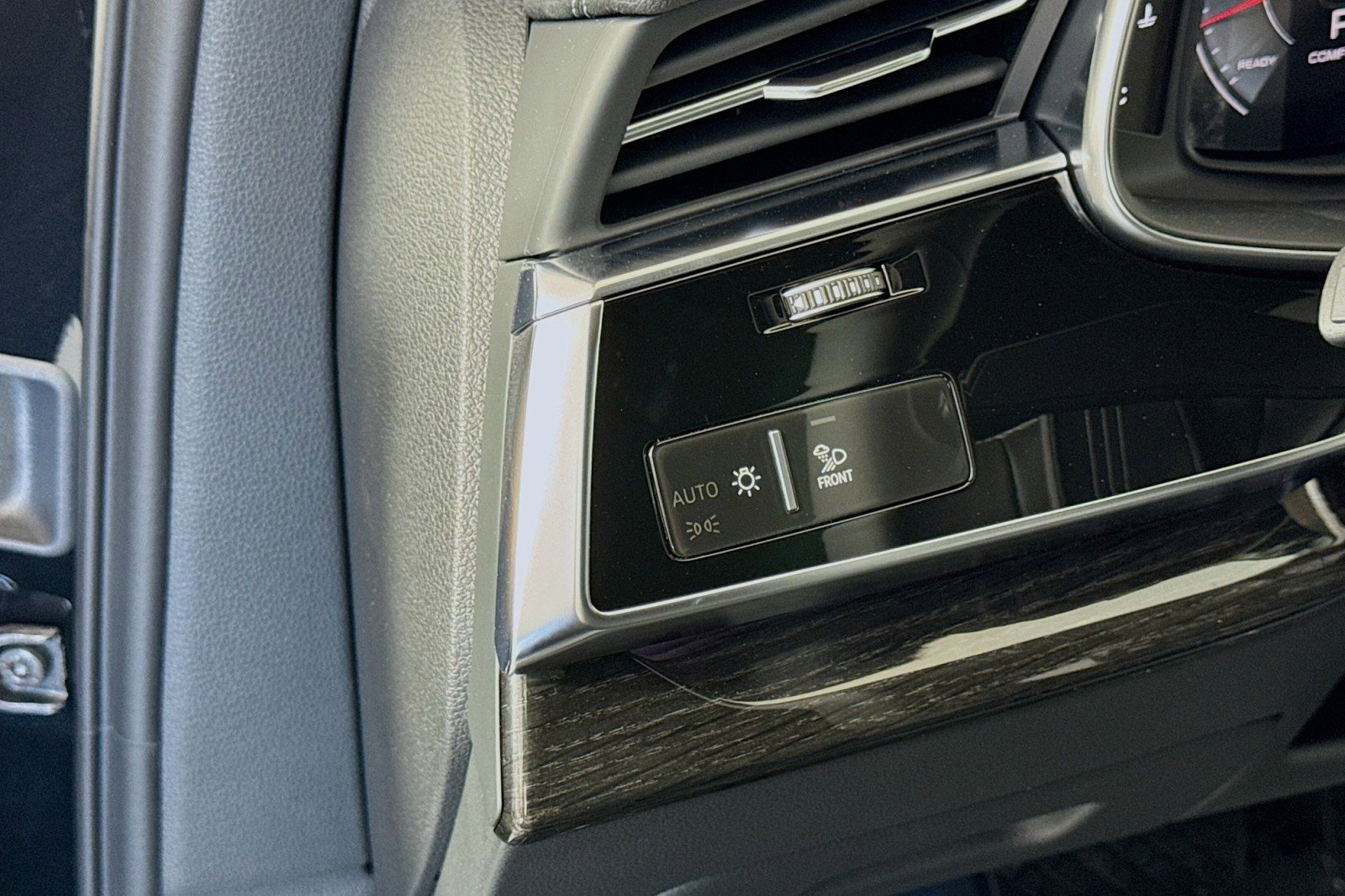 New 2025 Audi Q7 3.0T Prestige image 10