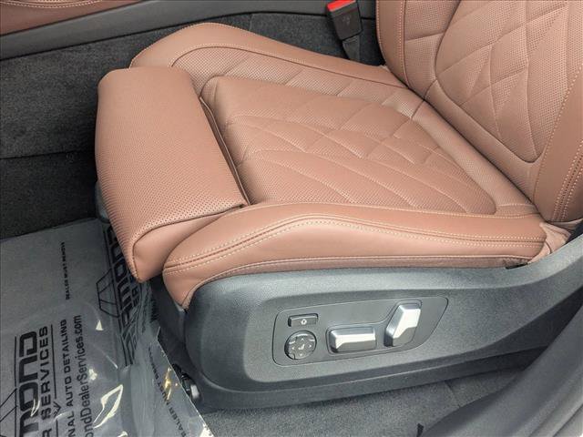 Used 2026 BMW X5 xDrive40i w/ Premium Package AWD/4WD image 4