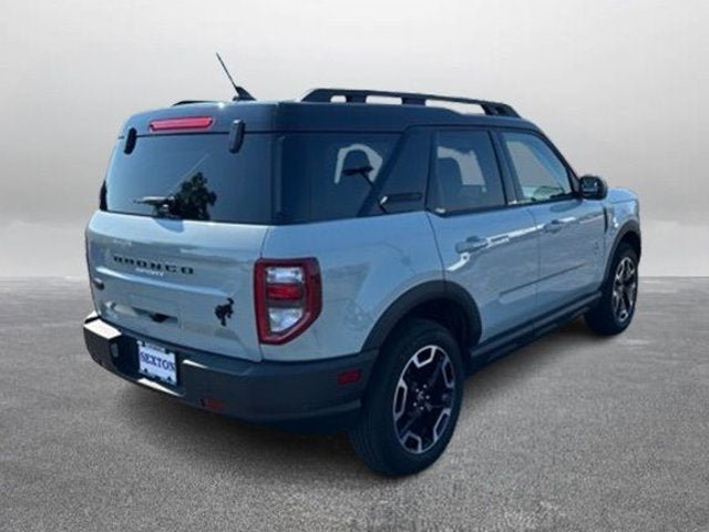 Certified 2024 Ford Bronco Sport Outer Banks w/ Tech Package AWD/4WD image 7
