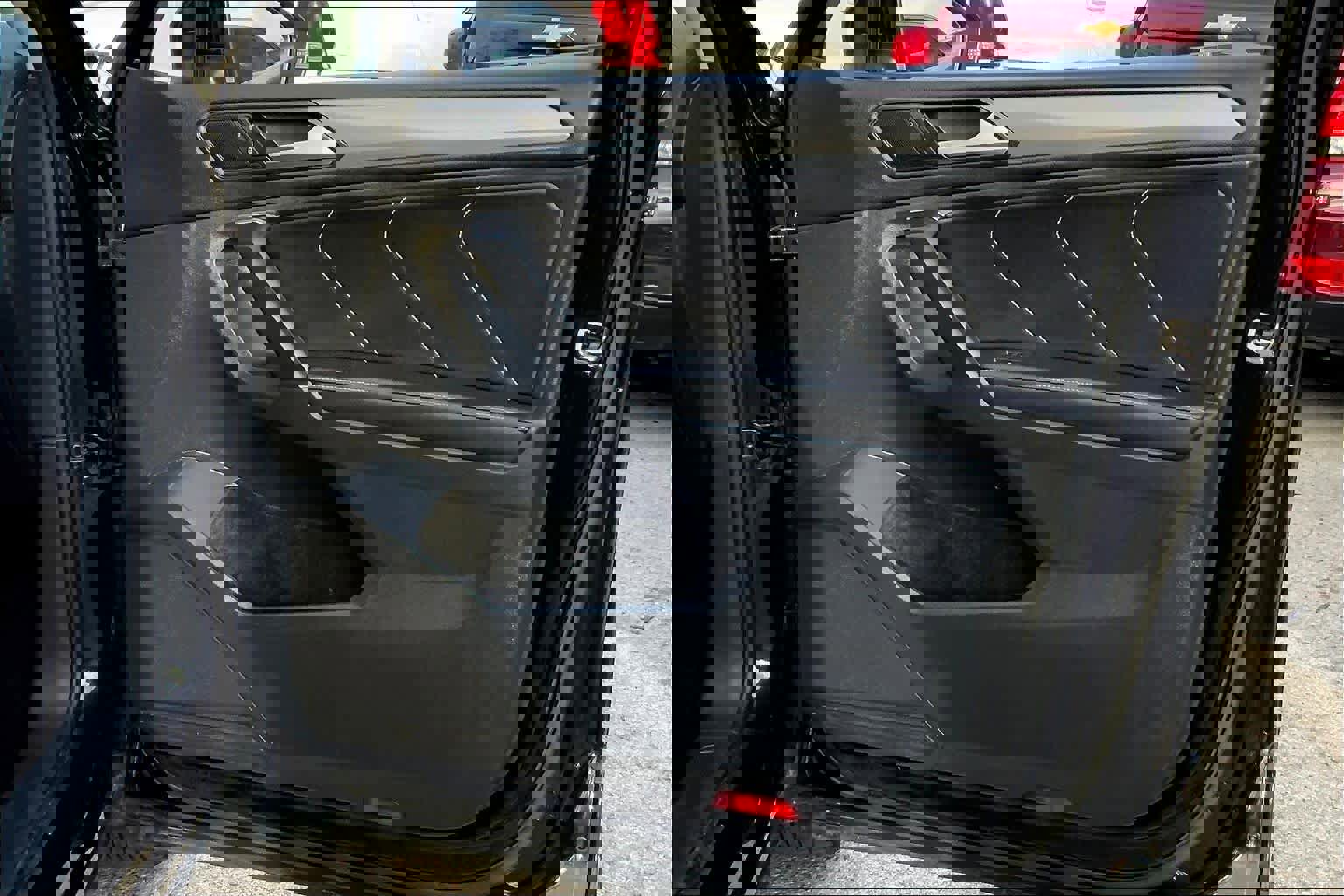 Used 2024 Volkswagen Tiguan SE image 21