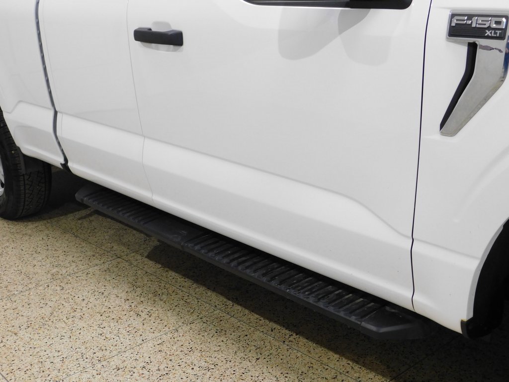 Used 2022 Ford F150 XLT w/ Trailer Tow Package image 12
