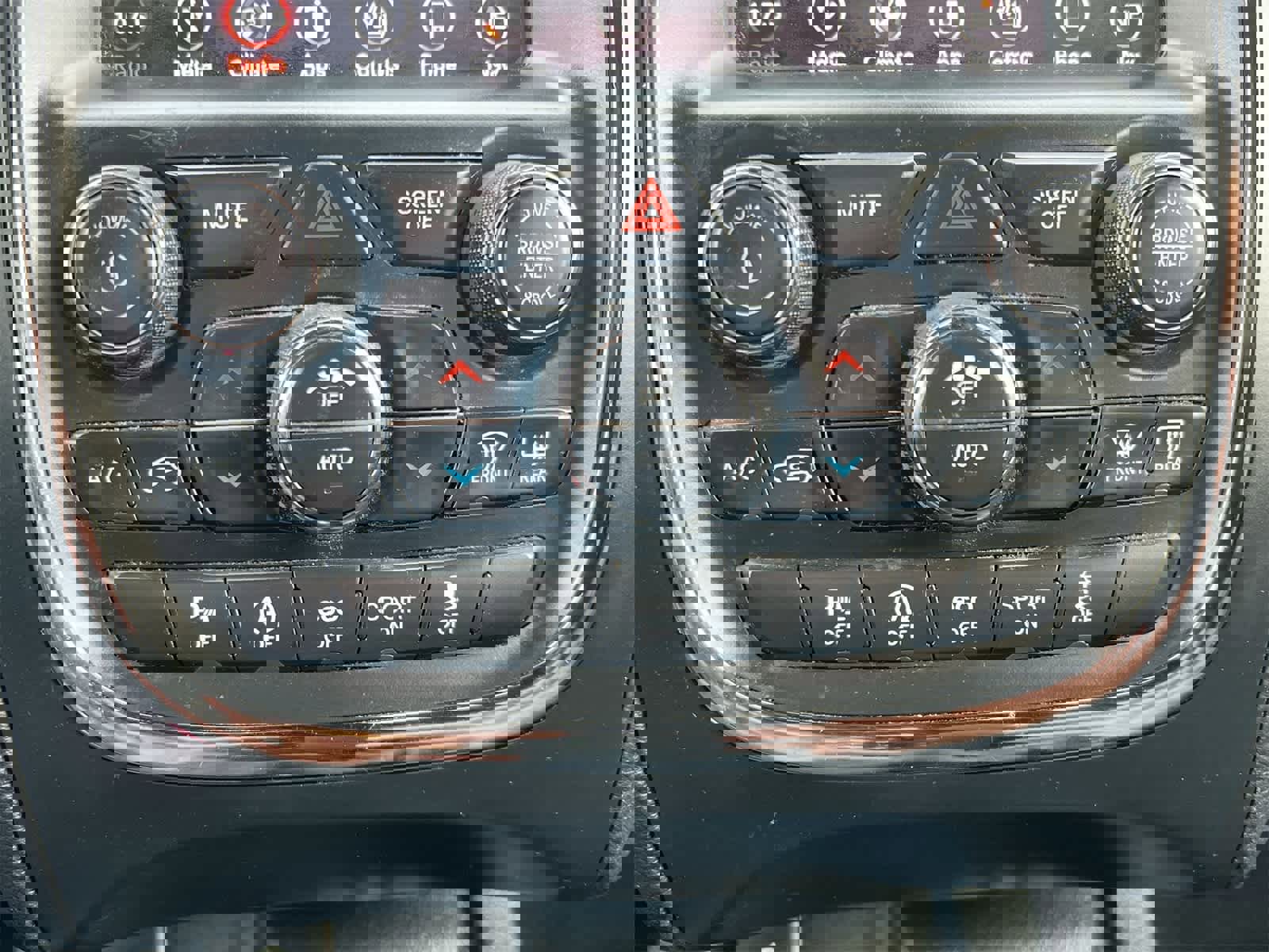 Used 2019 Dodge Durango GT image 28