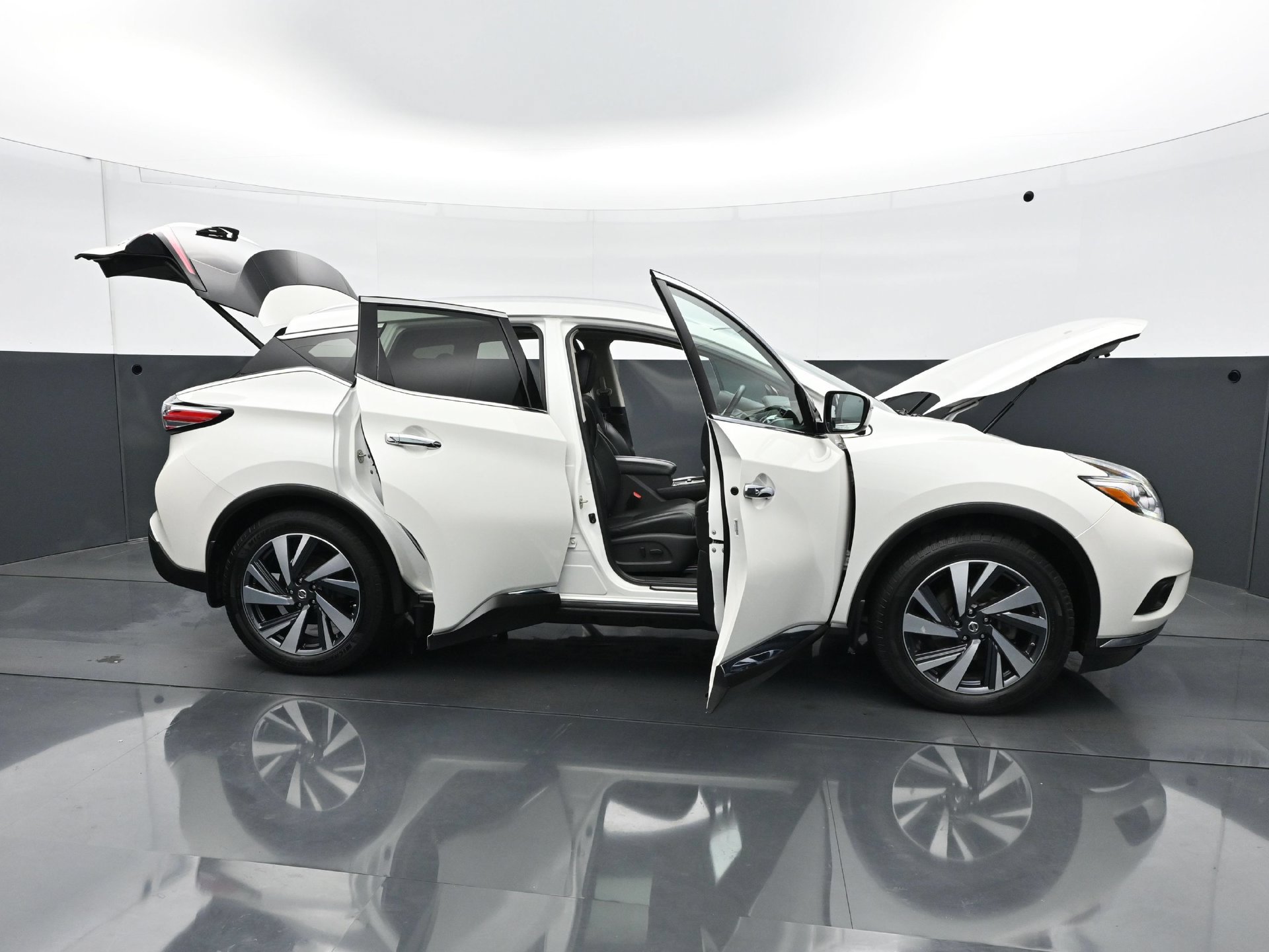 Used 2018 Nissan Murano Platinum w/ Cargo Package AWD/4WD image 38