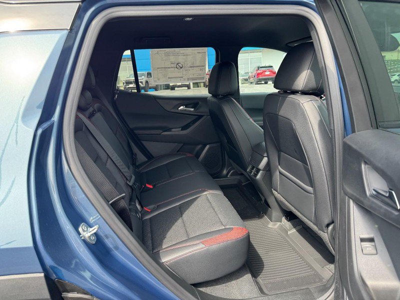 New 2027 Chevrolet Equinox RS w/ LPO, Floor Liner Package AWD/4WD image 5