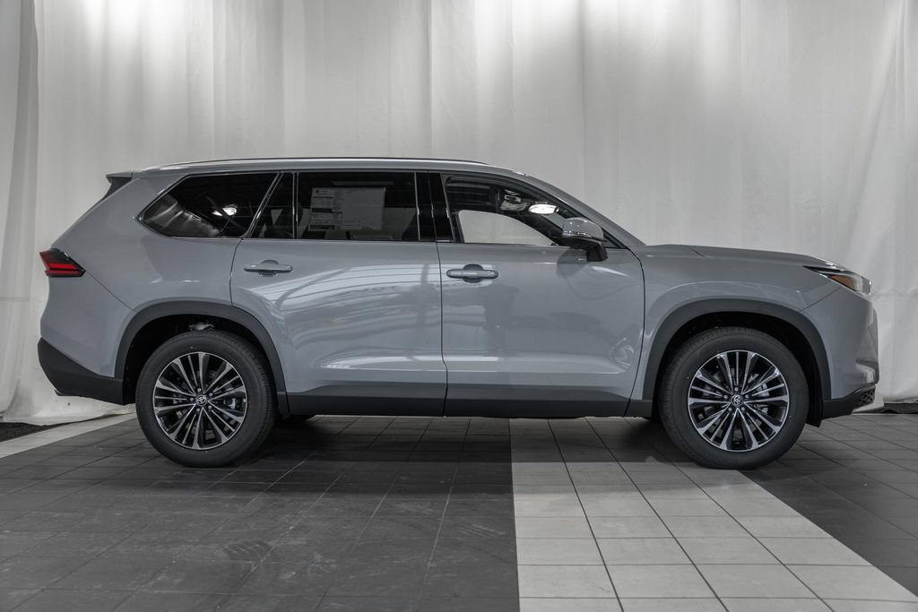New 2026 Toyota Grand Highlander AWD Hybrid image 3