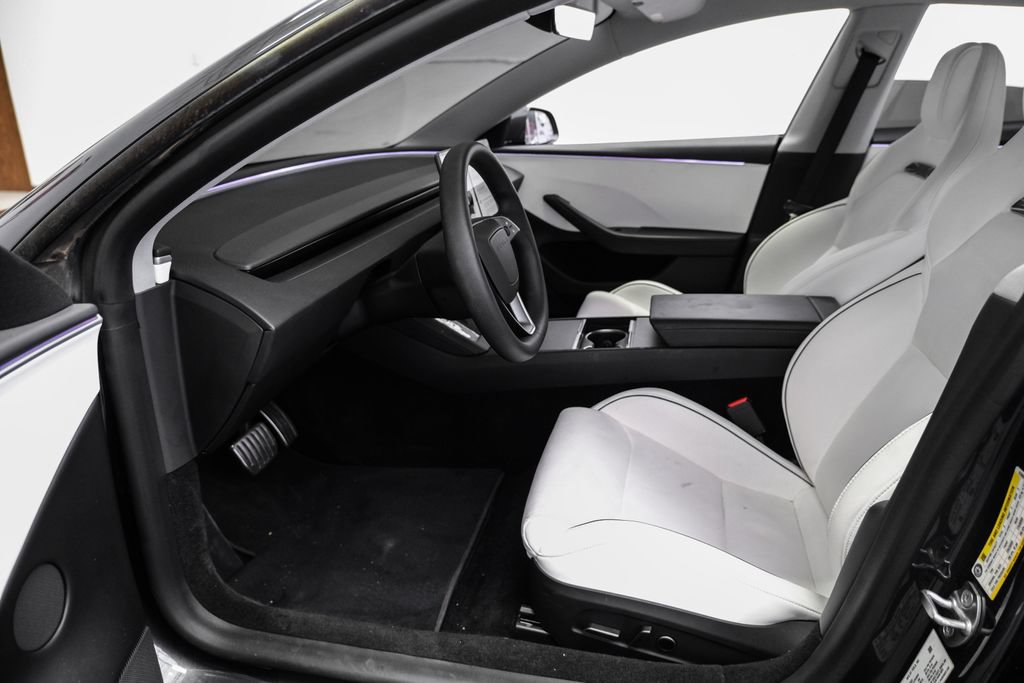 Used 2025 Tesla Model 3 Performance AWD/4WD image 4