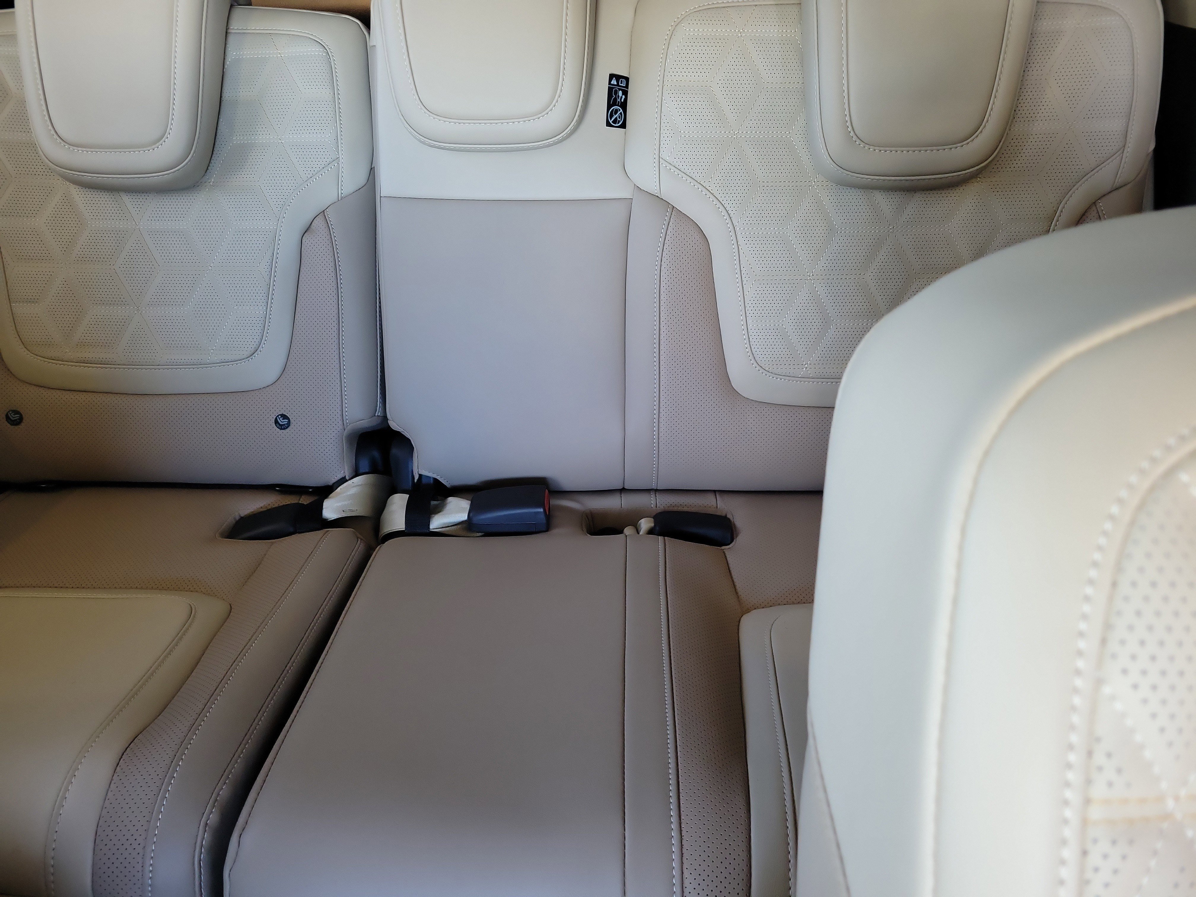 New 2026 Nissan Armada Platinum RWD image 9