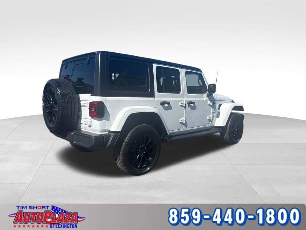 Used 2023 Jeep Wrangler Unlimited Sahara w/ Cold Weather Group AWD/4WD image 11