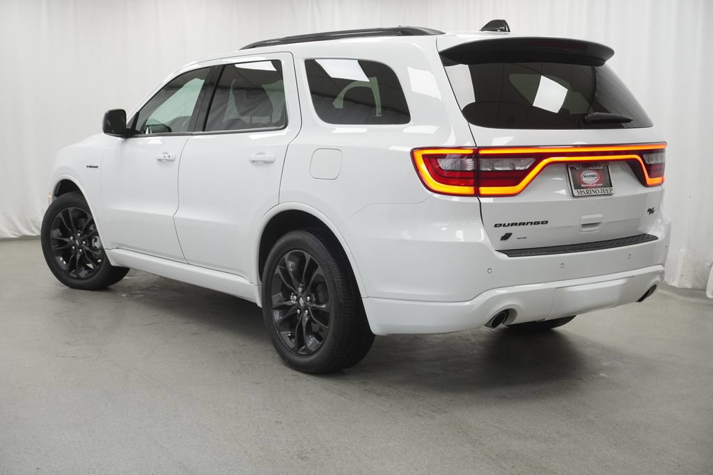 Certified 2023 Dodge Durango R/T w/ Blacktop Package AWD/4WD image 14