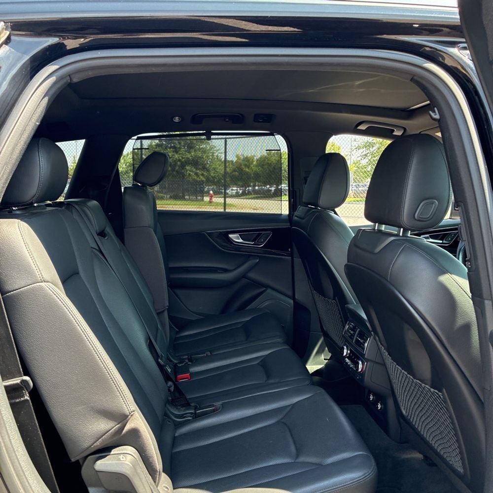 Used 2018 Audi Q7 3.0T Prestige AWD/4WD image 11