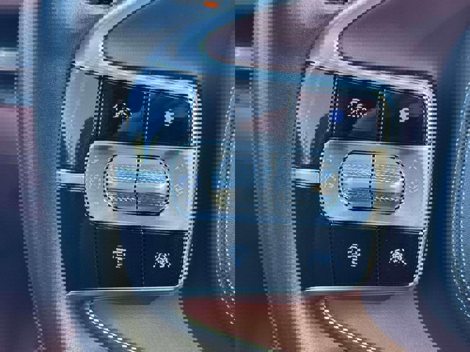 Used 2024 Genesis G90 3.5T image 21