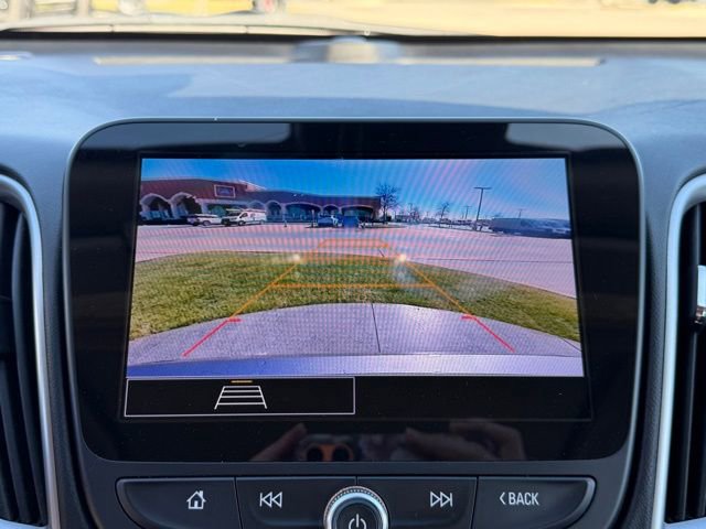 Used 2023 Chevrolet Malibu LT image 17