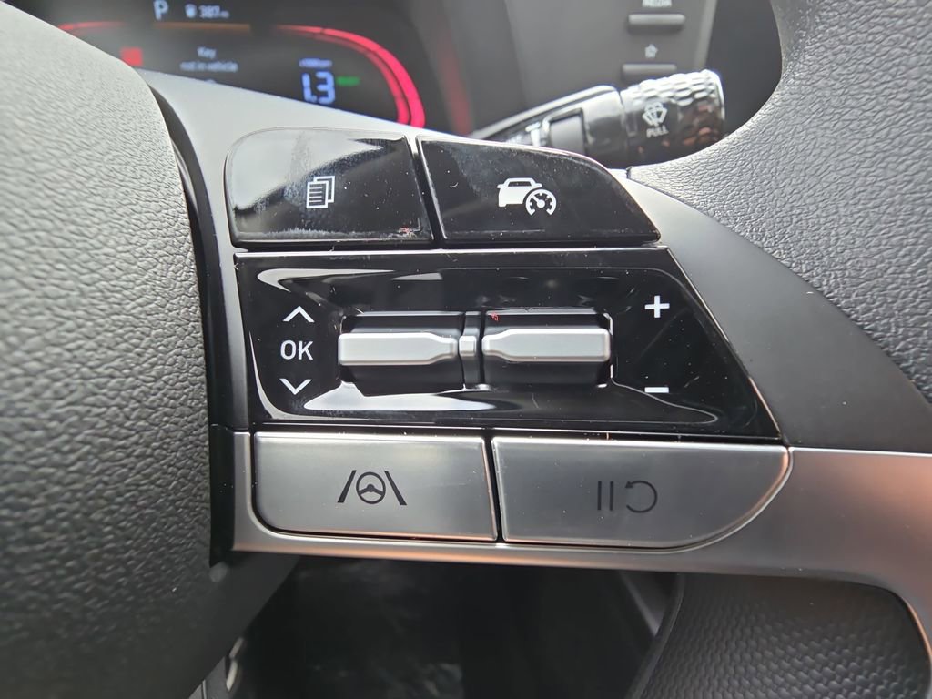 New 2026 Hyundai Elantra Blue image 17