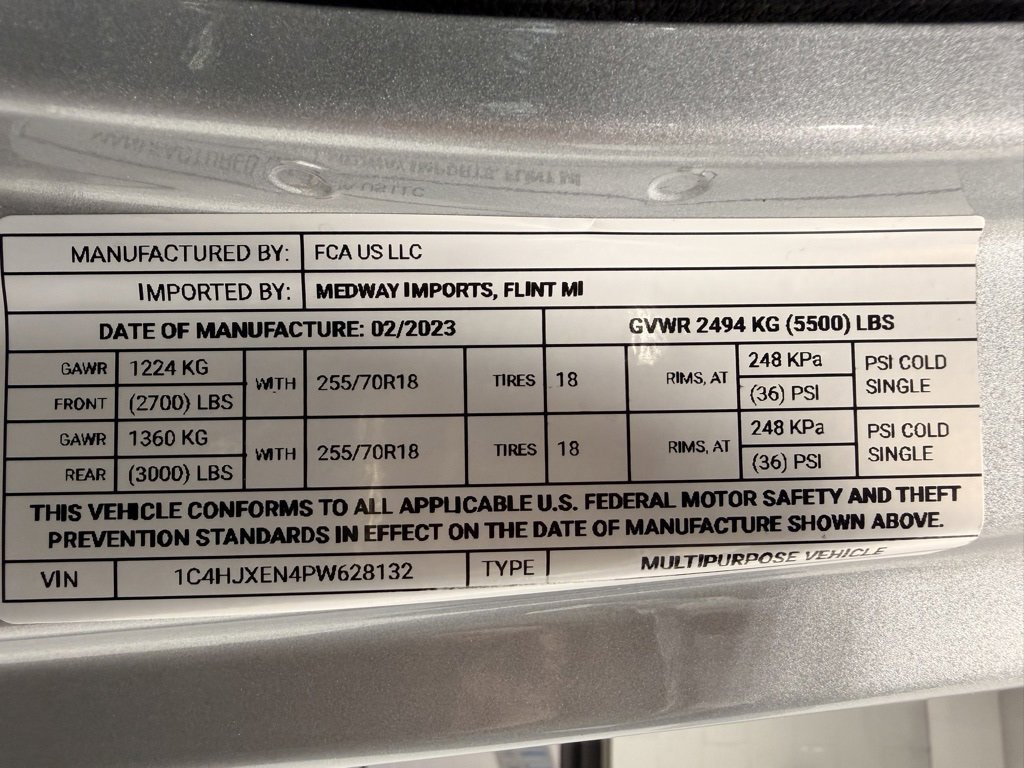 Used 2023 Jeep Wrangler Unlimited Sahara image 23