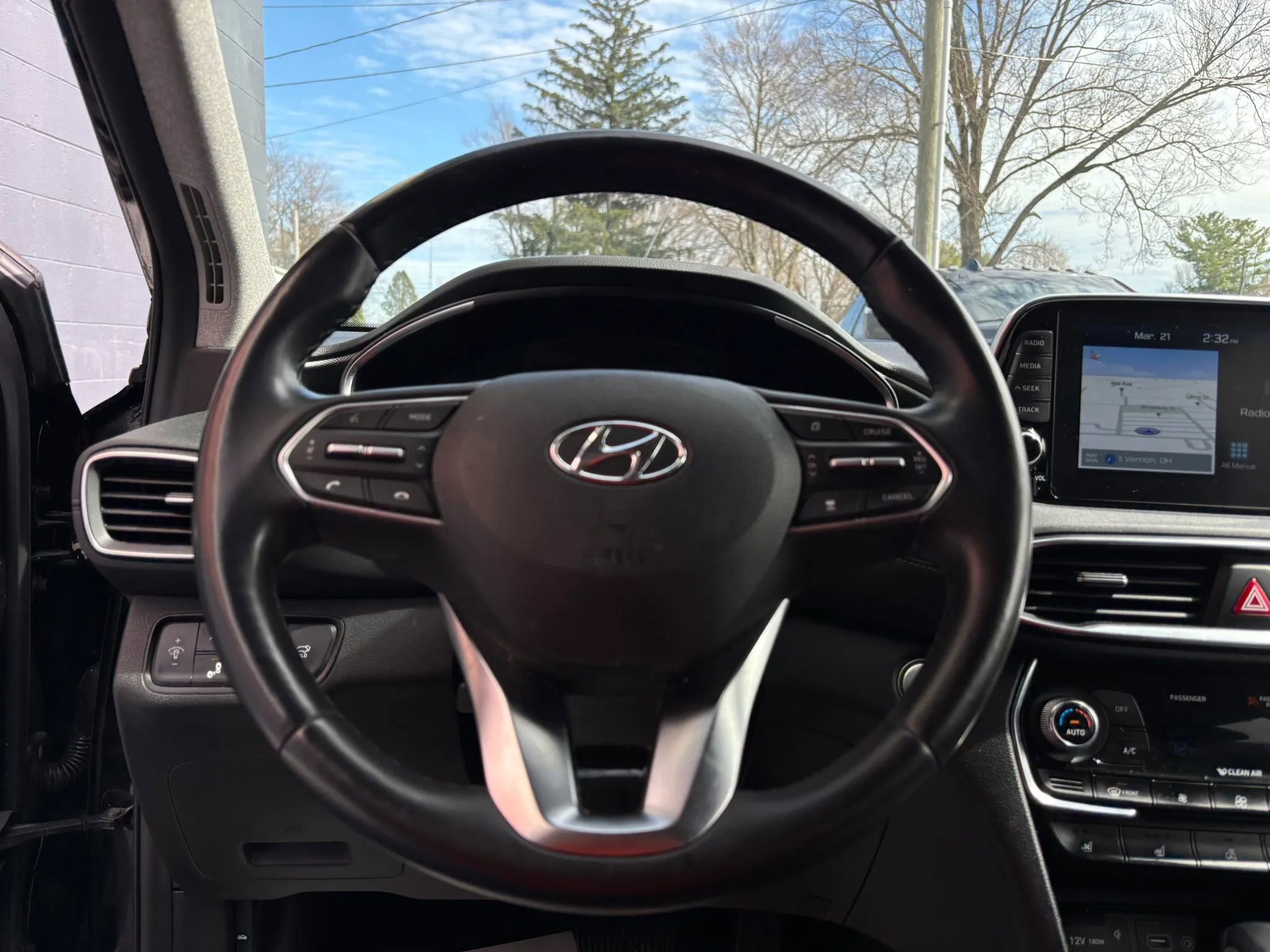 Used 2019 Hyundai Santa Fe Limited w/ Cargo Package image 20