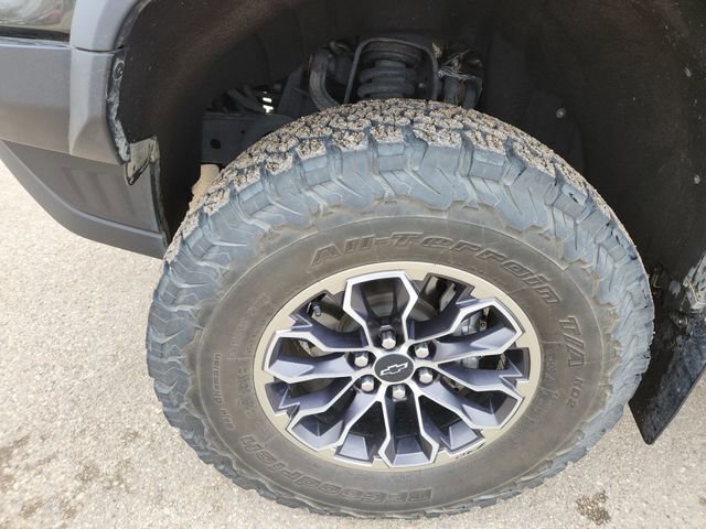 Used 2018 Chevrolet Colorado ZR2 w/ LPO, Premium Interior Package image 31