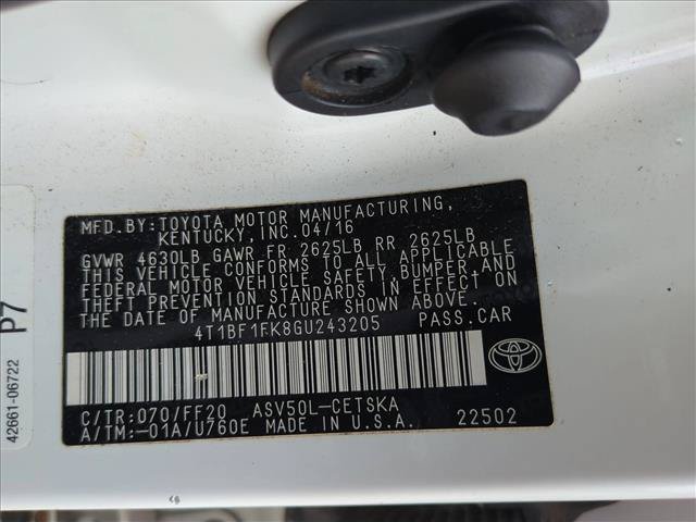 Used 2016 Toyota Camry SE w/ Moonroof Package FWD image 15
