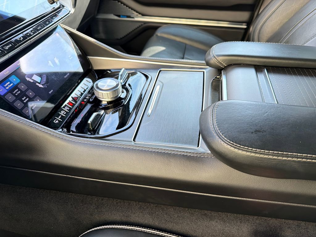 Used 2024 Jeep Grand Wagoneer L Series II w/ Quick Order Packagew 28T image 33