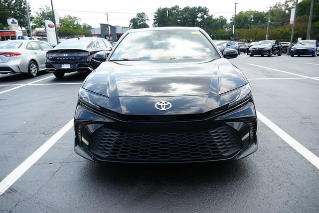Used 2025 Toyota Camry SE FWD image 4