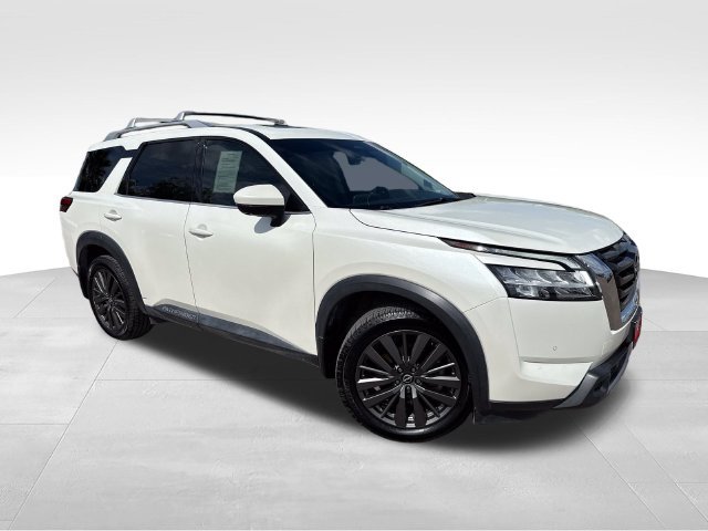 Certified 2023 Nissan Pathfinder SL w/ SL Premium Package