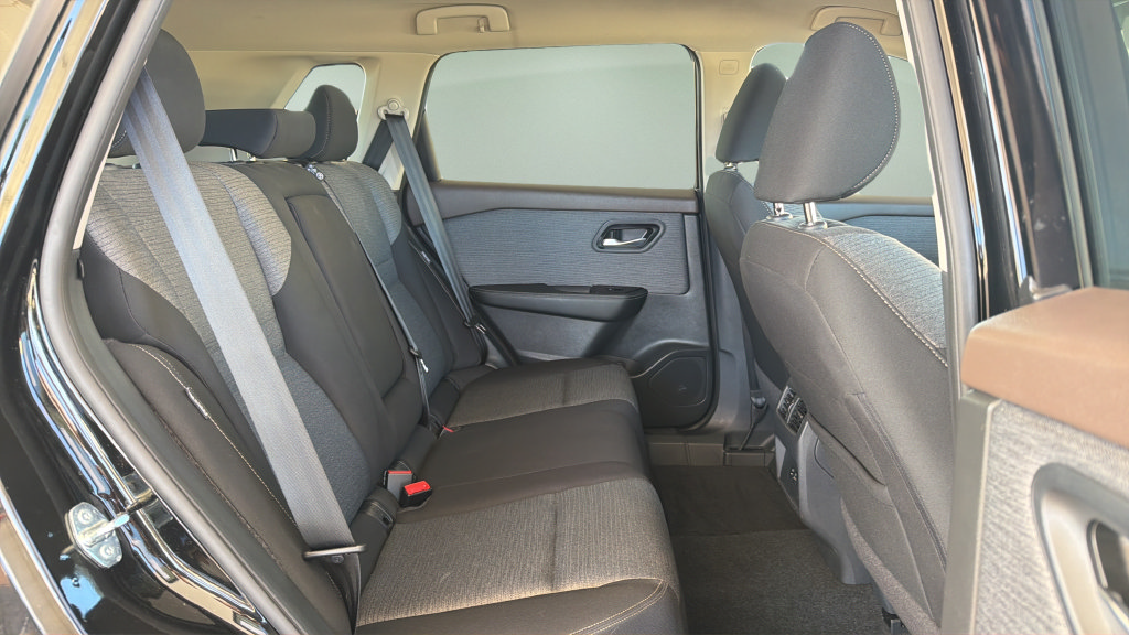Certified 2023 Nissan Rogue SV AWD/4WD image 15