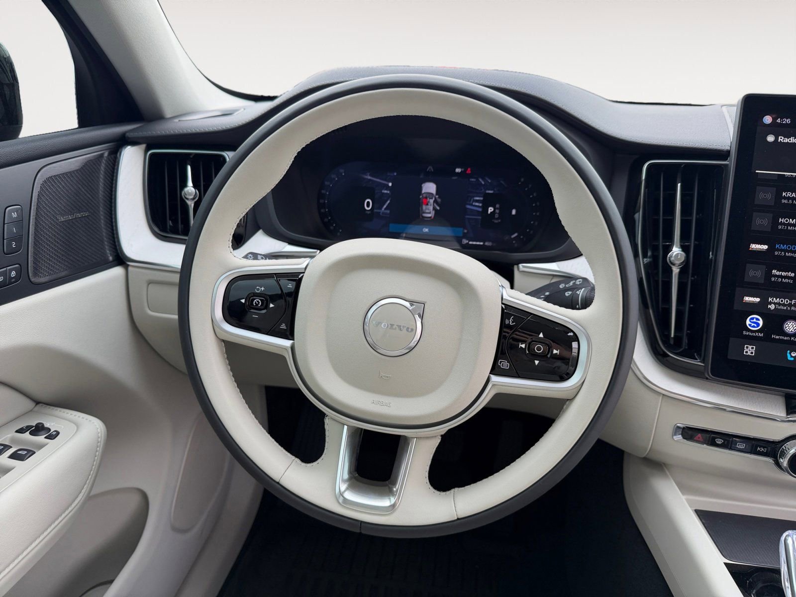 New 2026 Volvo XC60 B5 Ultra w/ Protection Package Premier image 12