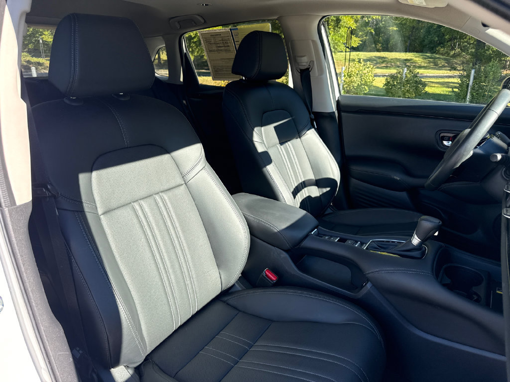 Certified 2024 Honda HR-V EX-L image 35