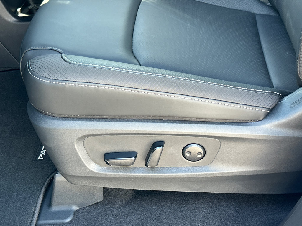 New 2026 Nissan Pathfinder SL w/ Cargo Package FWD image 15