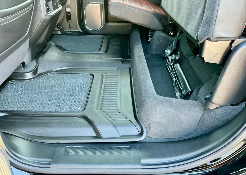 Used 2025 GMC Sierra 1500 Denali Ultimate image 30