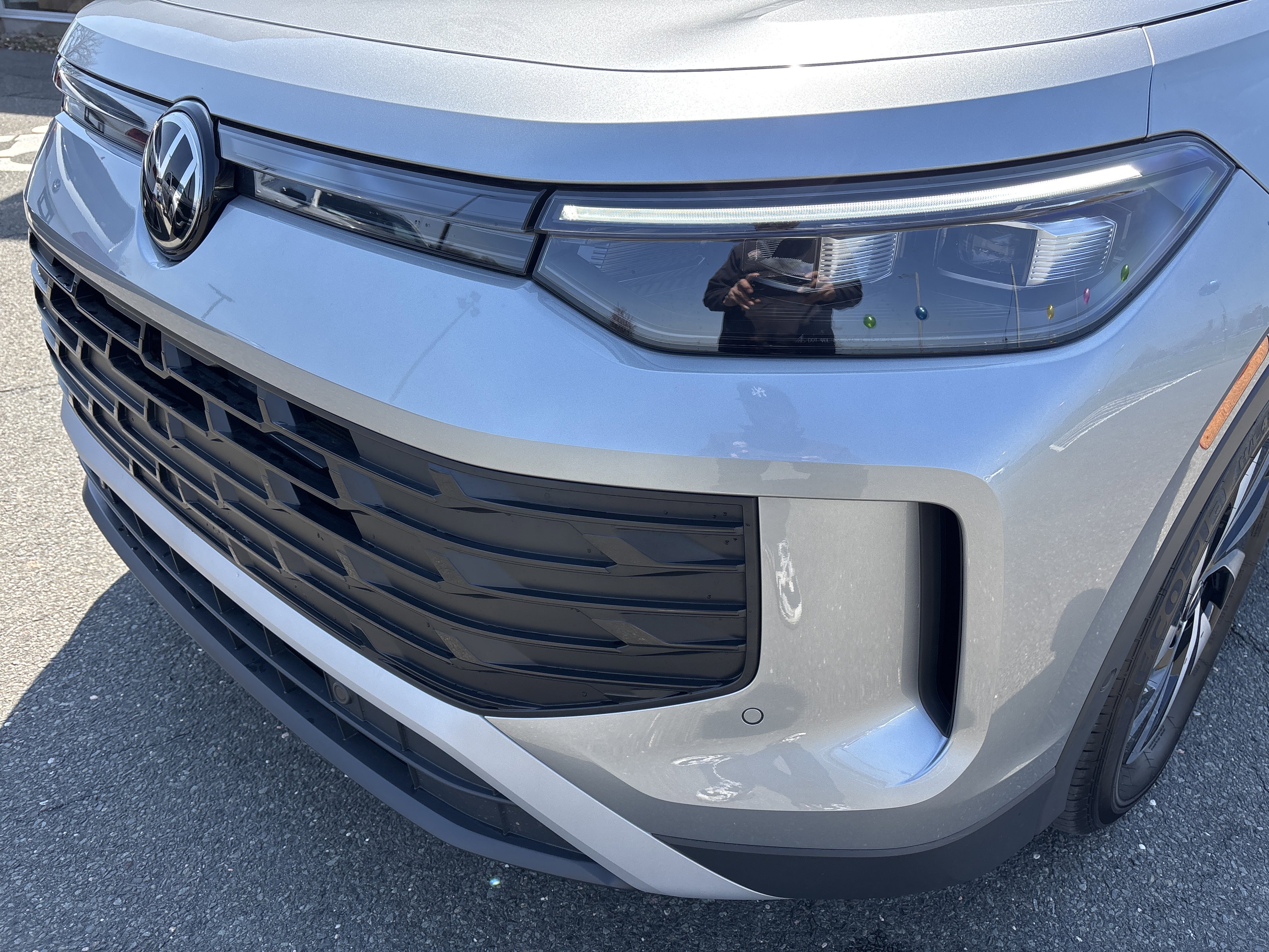 Used 2025 Volkswagen Tiguan S image 12