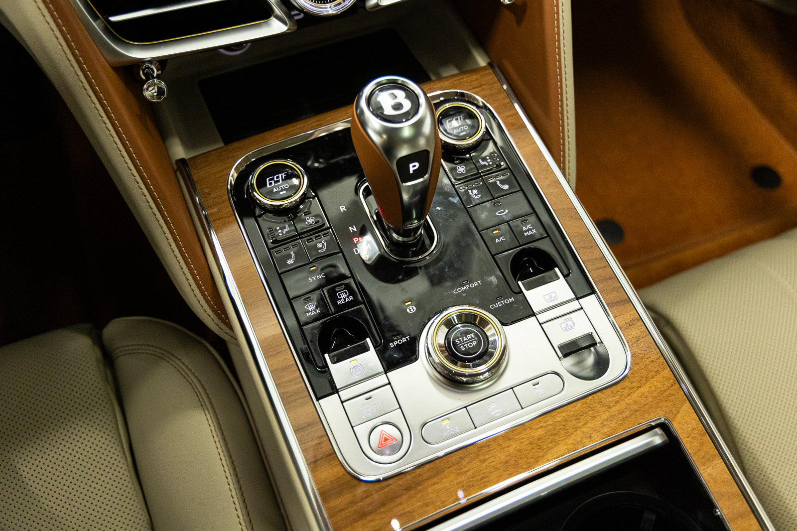Certified 2026 Bentley Flying Spur V8 AWD/4WD image 42