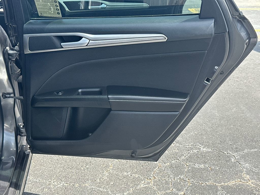 Certified 2020 Ford Fusion SE FWD image 16