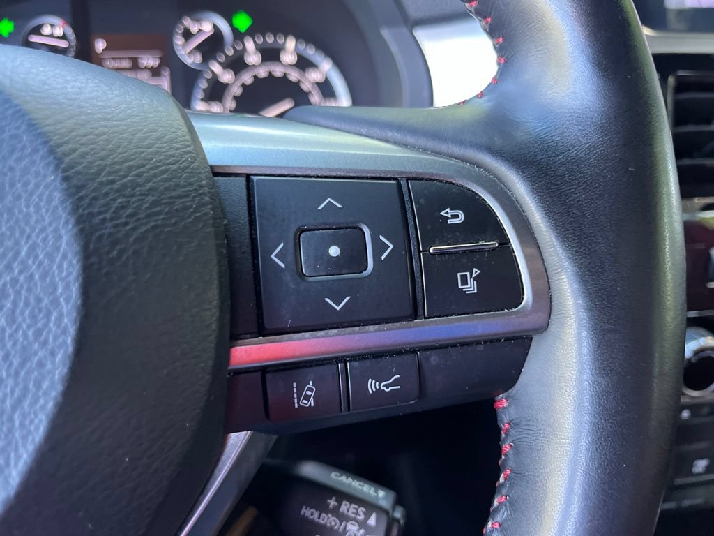 Used 2023 Lexus GX 460 Premium w/ Accessory Package AWD/4WD image 28