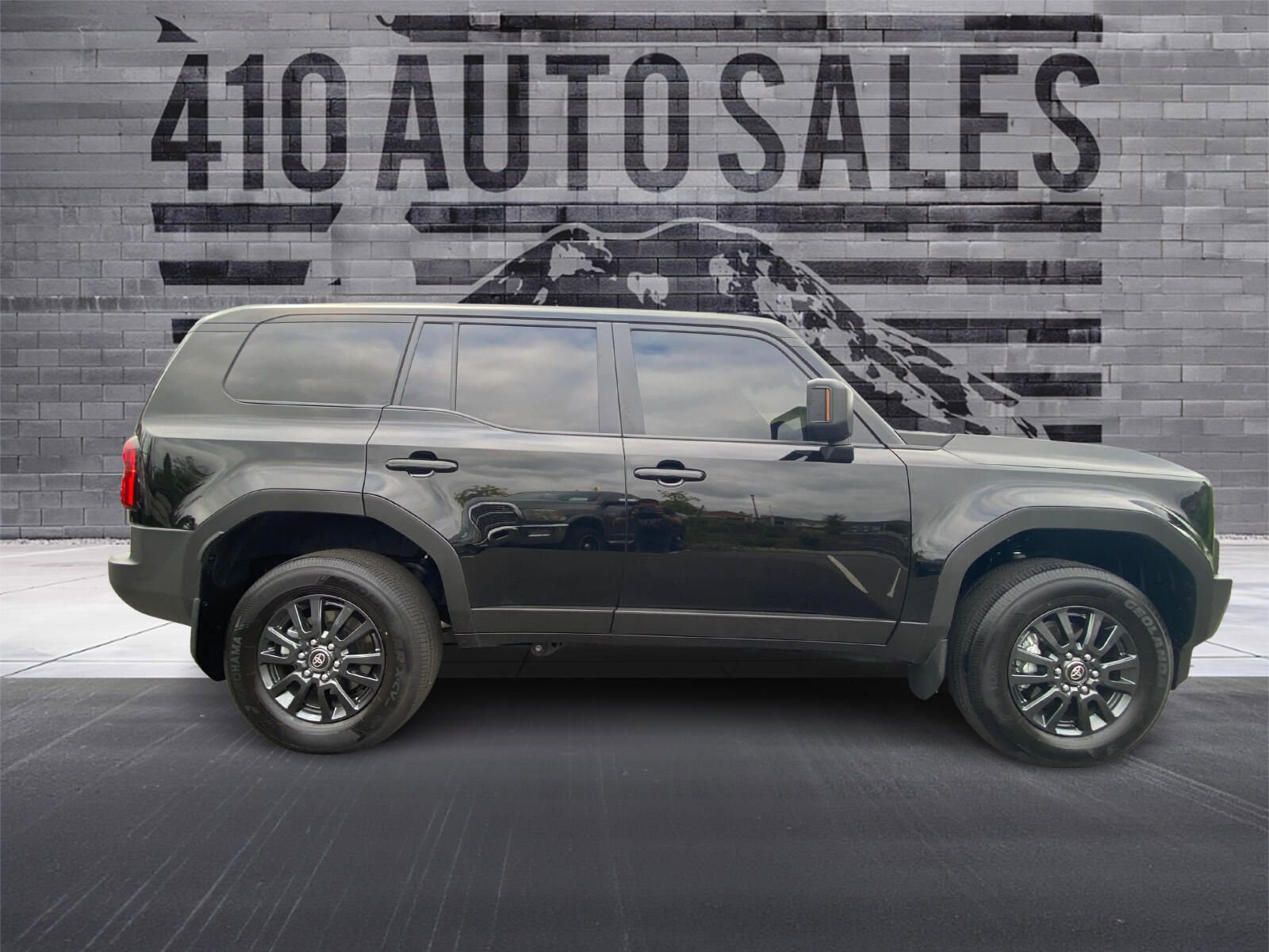 Used 2025 Toyota Land Cruiser 1958 image 2