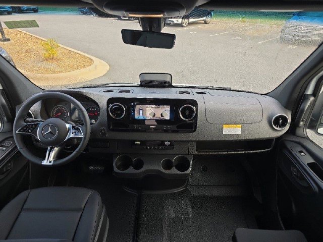 Certified 2026 Mercedes-Benz Sprinter 2500 image 8