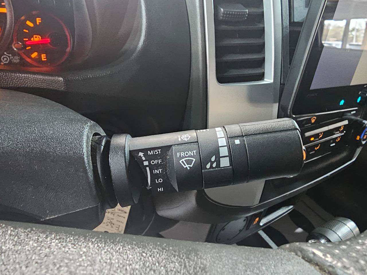 Used 2017 Nissan Frontier SV image 26