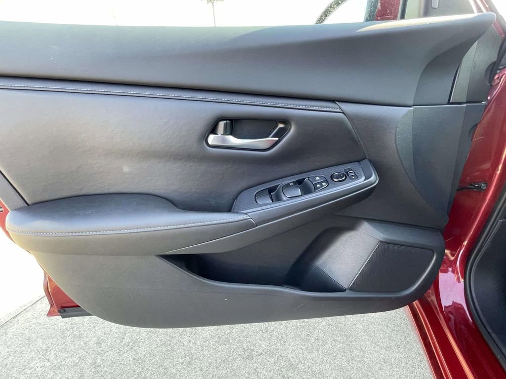 Used 2023 Nissan Sentra SV image 15