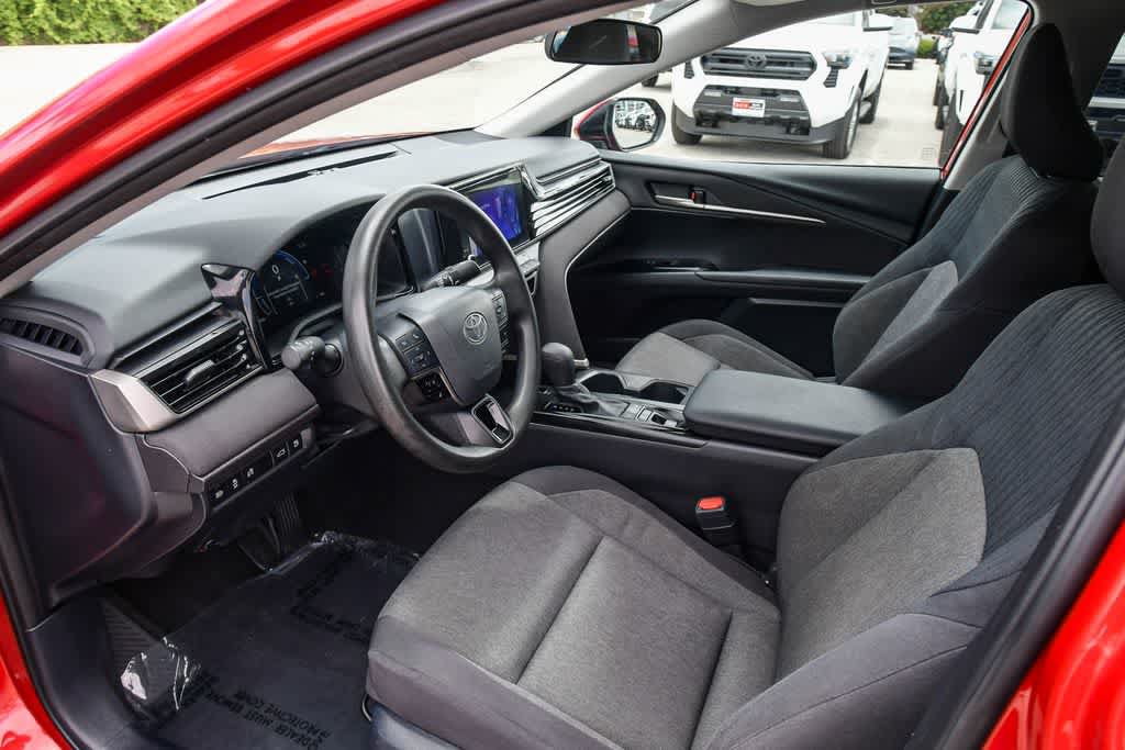 Used 2025 Toyota Camry LE FWD image 16