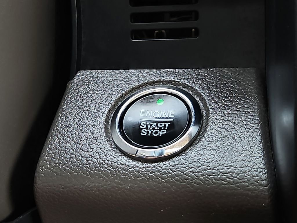 Used 2019 Ford Expedition Max Limited w/ Equipment Group 302A AWD/4WD image 26