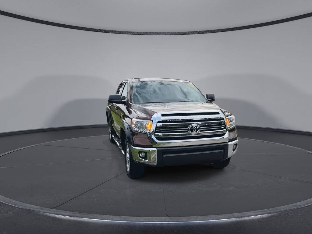 Used 2017 Toyota Tundra SR5 RWD image 3