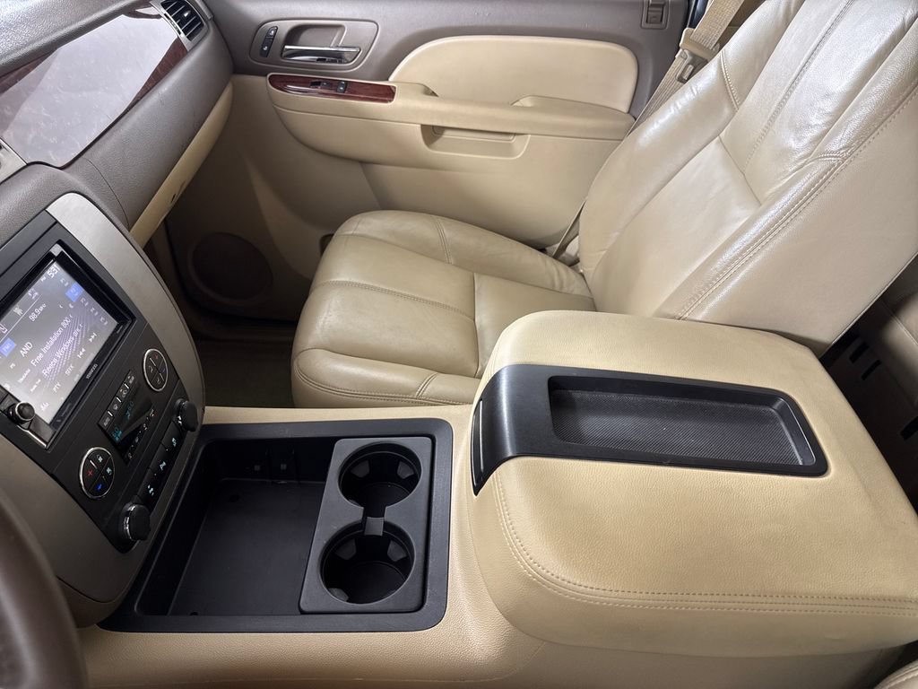 Used 2014 GMC Yukon XL SLT RWD image 18