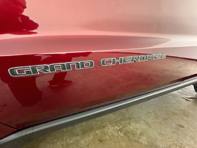 Used 2020 Jeep Grand Cherokee Limited w/ Trailer Tow Group IV AWD/4WD image 41