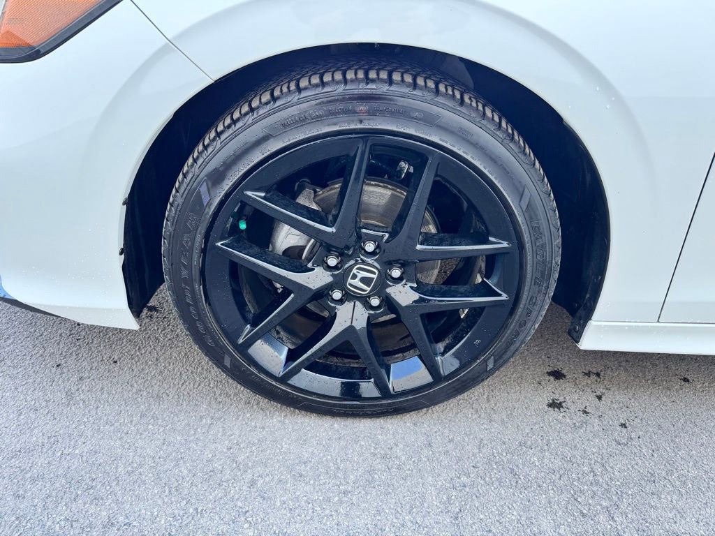 Certified 2025 Honda Civic Sport image 11