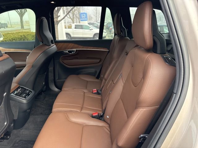 Used 2024 Volvo XC90 B6 Plus w/ Protection Package image 15