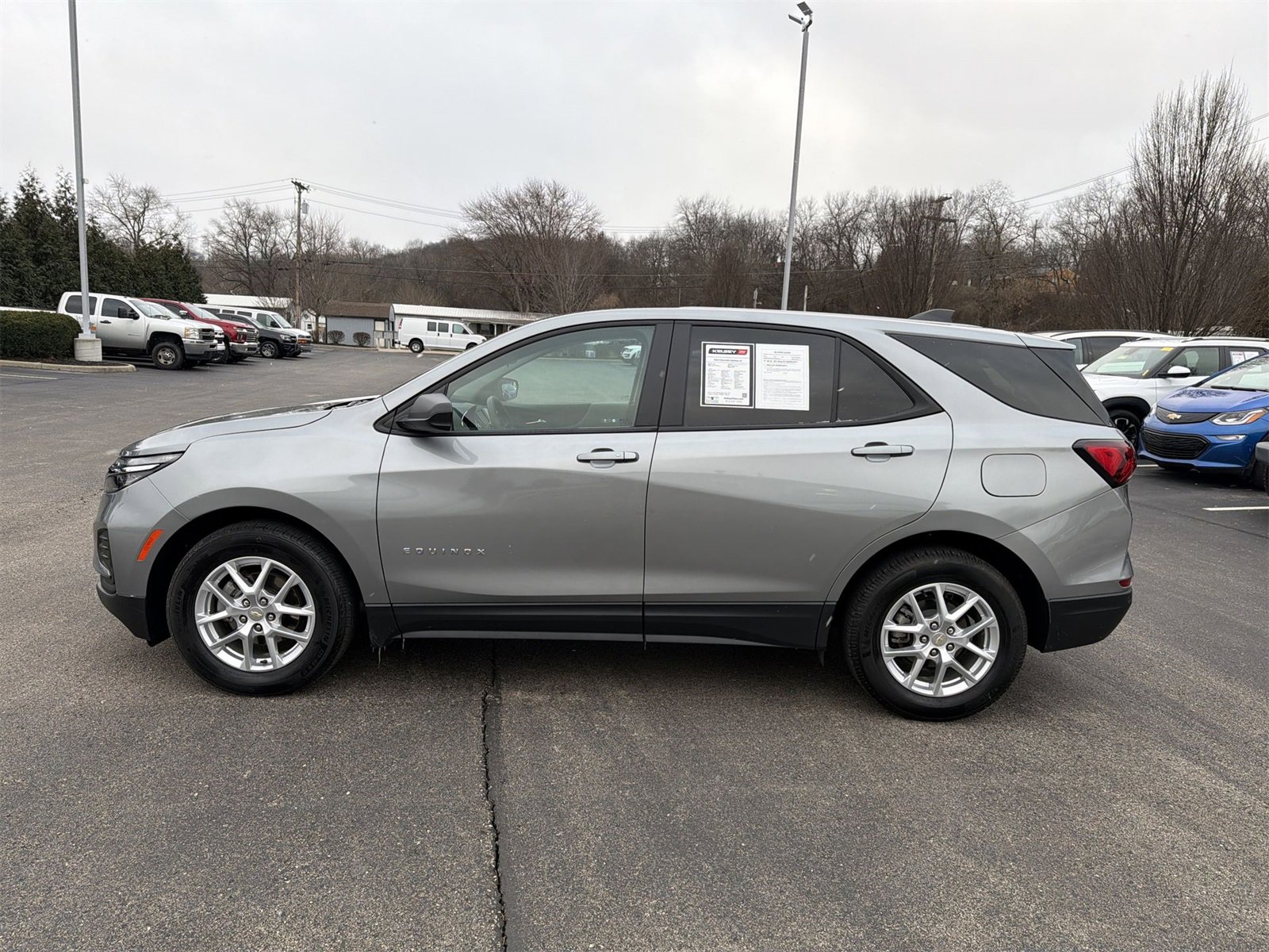 Used 2024 Chevrolet Equinox LS w/ LS Convenience Package image 5