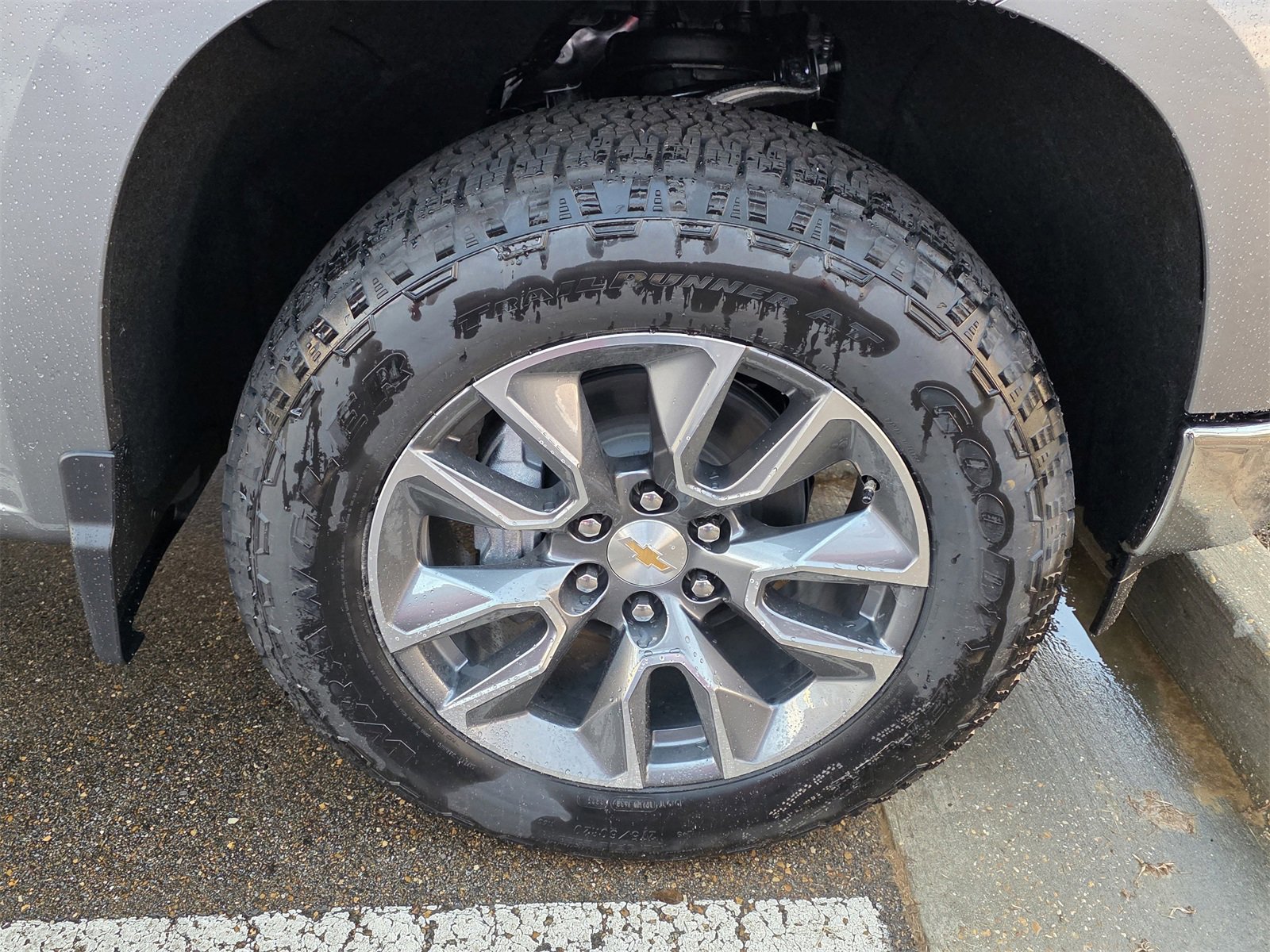 New 2026 Chevrolet Silverado 1500 LT image 2