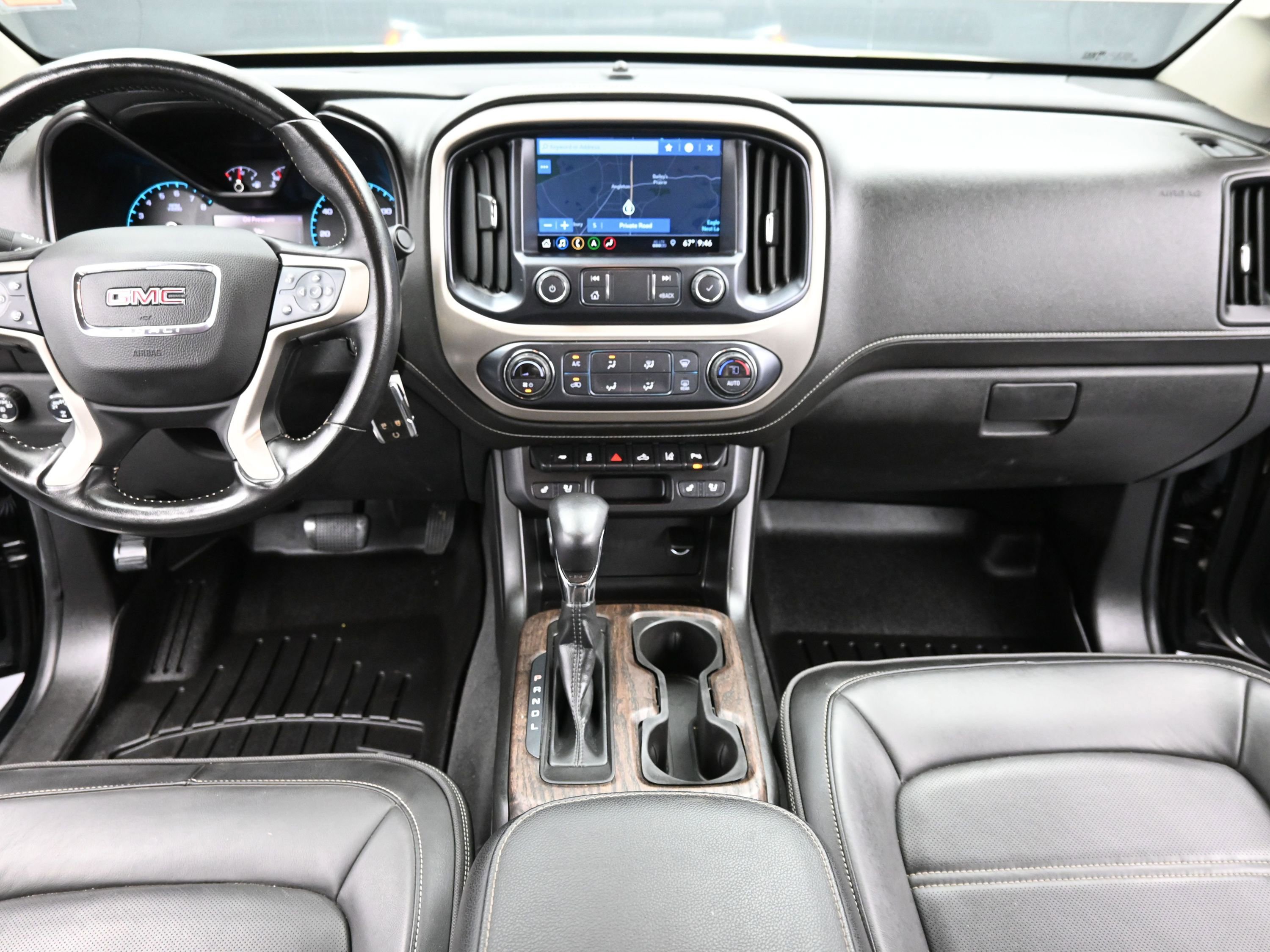 Used 2022 GMC Canyon Denali image 12